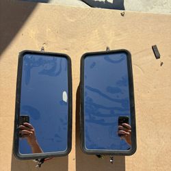 Peterbilt 389 Mirrors Oem