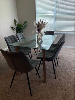 Dinning table