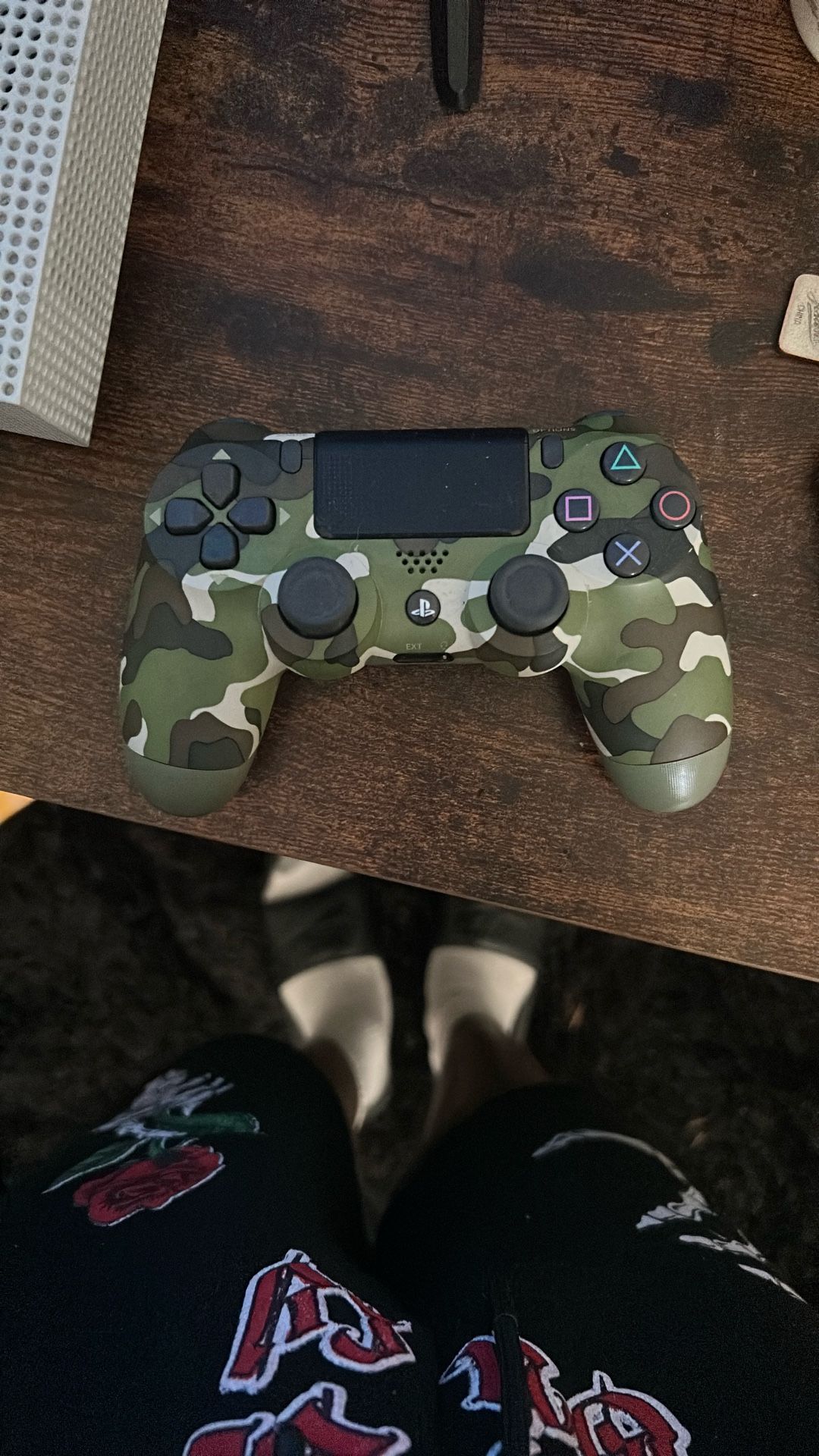 PS4 Controller