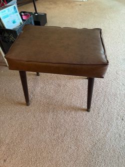 Mid-Century Modern Stool / Ottoman – Tapered Wooden Legs (Needs Reupholstery)