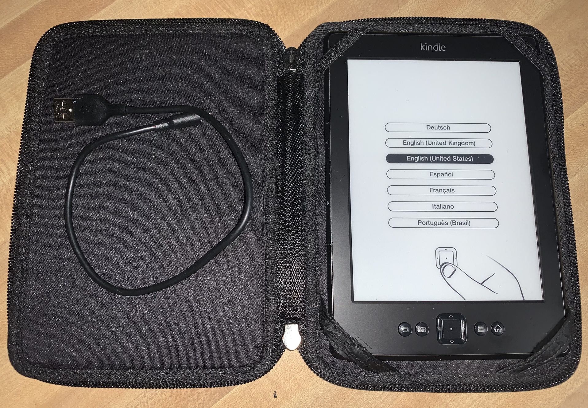 Kindle D01100