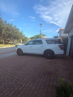 Ford Expedition 2021