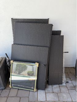 Un assembled outdoor lounge chairs, no cushion brand new