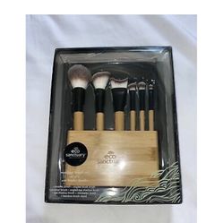 ECO Sanctuary Makeup Brush Set Of 6 