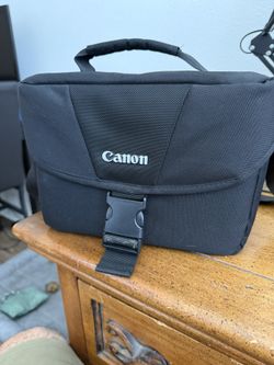 Canon Rebel T6 Bundle