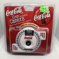 Vintage 1999 Coca Cola 35mm Reusable Camera with Large Viewfinder w/ Film