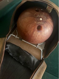 Vendo pelota de boliche con su respectiva bolsa en buen estado!