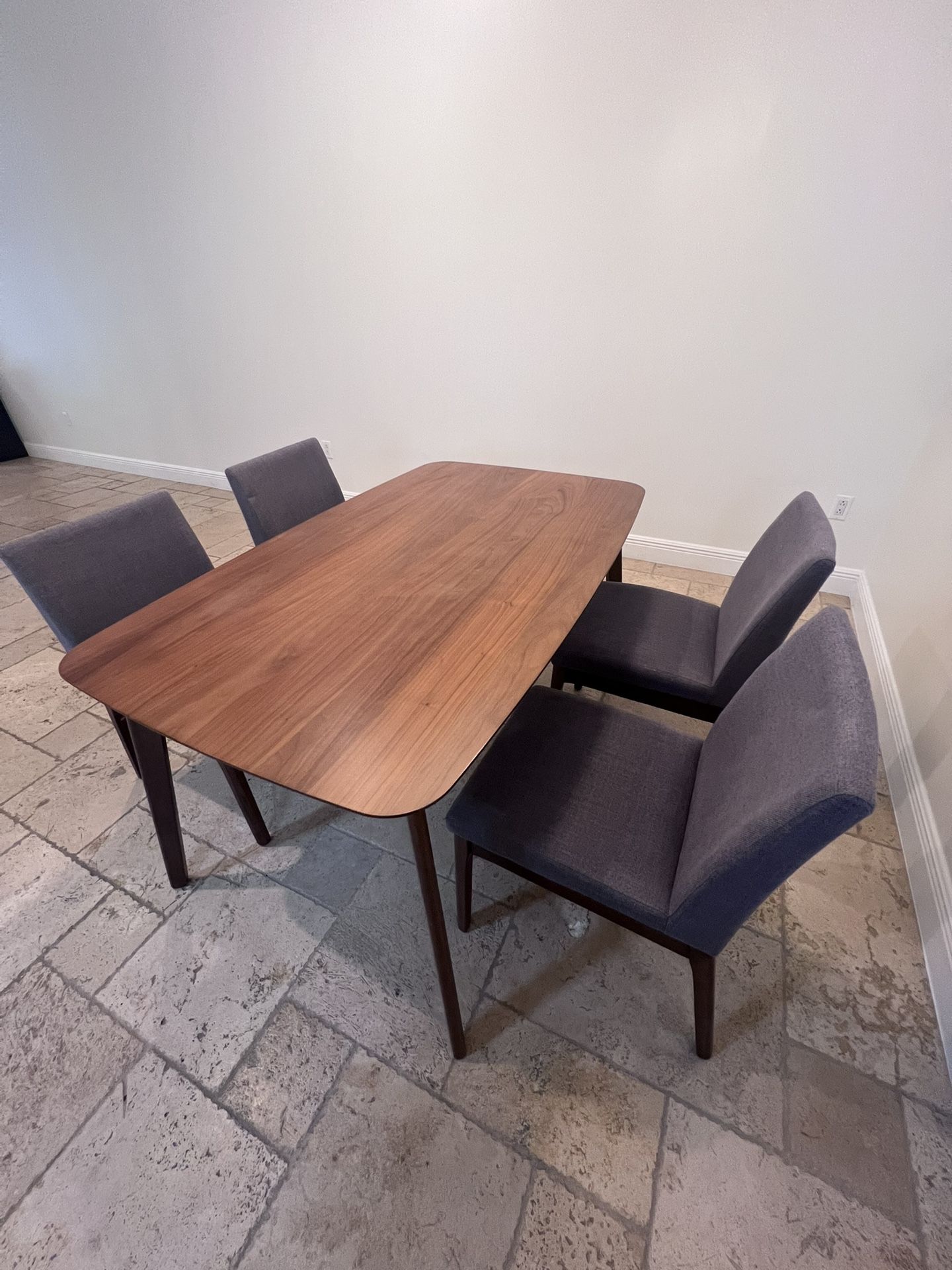 Wood Dining Table With 4 Dining Chairs