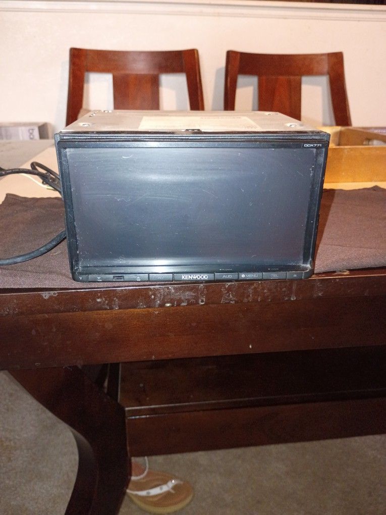 Double Din Touch Screen Kenwood Radio