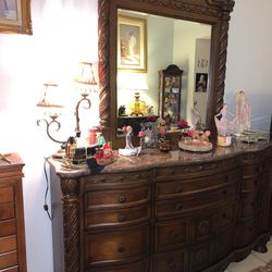 elegant and classy! North Shore Sleigh Bedroom Set (Queen and King Bed Frame