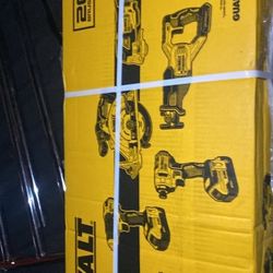 Dewalt 5 Piece Tool Set 