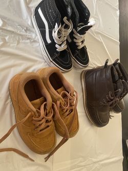 Boys shoes size 13