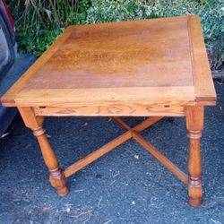 Table ,  Small Expanding Dining Table 