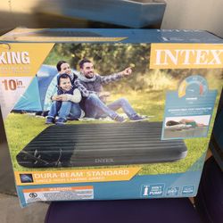 INTEX Air Bed Size King 20” High