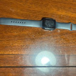 Apple Watch 44m