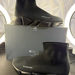 SPEED RUNNERS SIZE 13 MENS