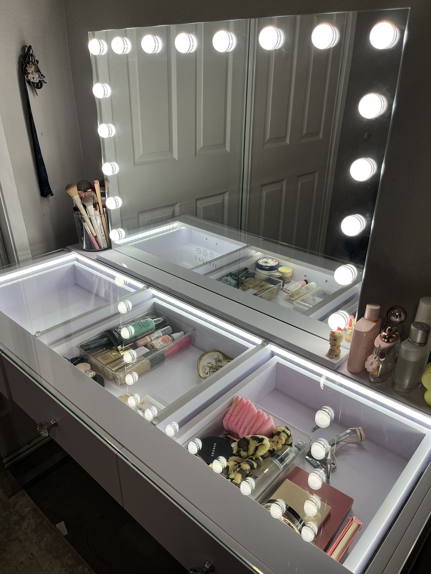 LED VANITY SET