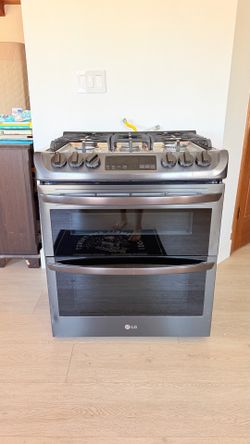 LG Double Oven 30 inch gas range with 5 burners