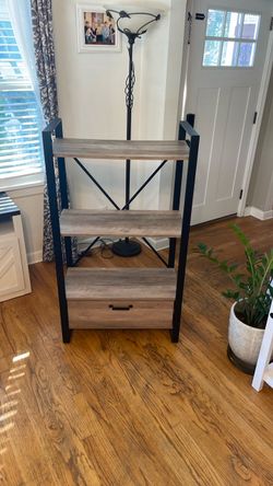 Book shelf