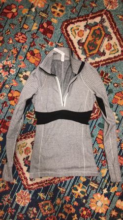 Lululemon Womens Athletic Zip Up Jacket Size 4