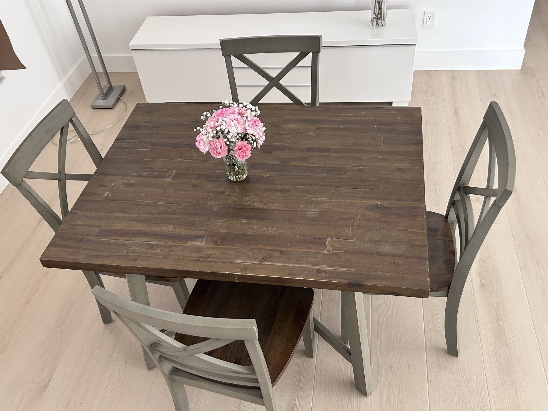 Dining Table Farm-Style