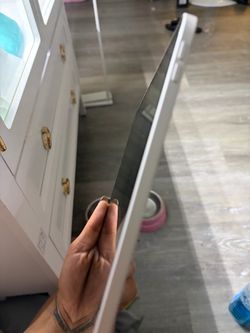 BRAND NEW Ipad 11th Gen A16 128GB (receipt in photo)