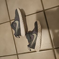 Nike Grey Size 5 Toddler 