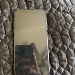 Iphone Xr And Iphone 7 Plus