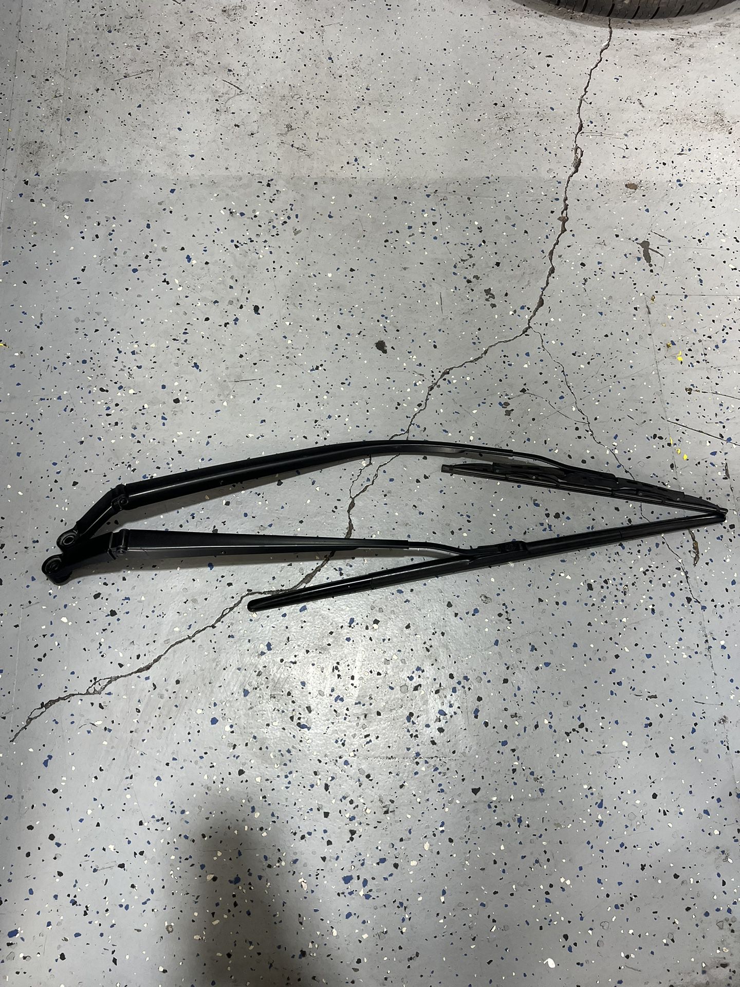 2014-2019 Toyota Corolla Front Windshield Left And Right Wiper Arms OEM