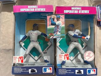 Dwight Gooden Darryl Strawberry Keith Hernandez  Statues Plus Gooden Card