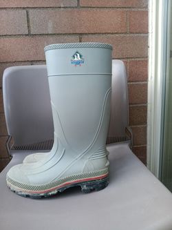 Men's heavy duty rubber boots