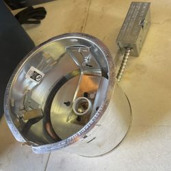 Recessed Lighting Housing 