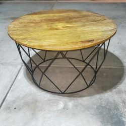 Round COFFEE Table With Metal Round Base