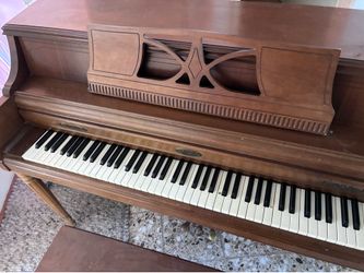 Free Piano