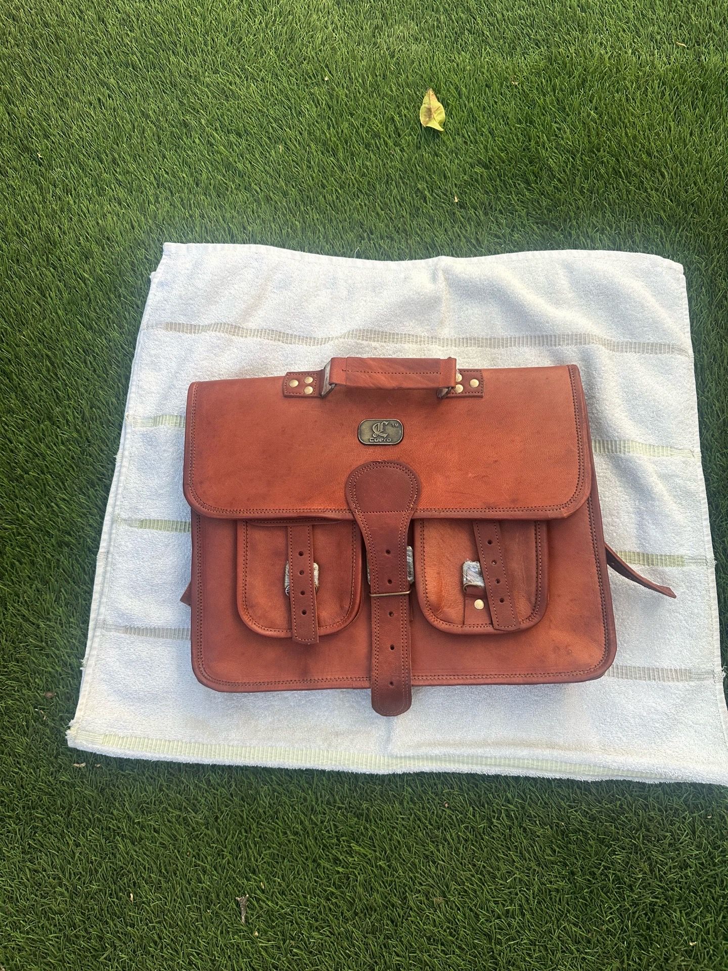 cuero Leather Messenger Bag for Men, 16 Inch Laptop Crossbody, Vintage Handma