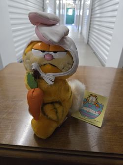 Vintage Garfield Here Rabbit Plush Soft Toy Dakin 80s