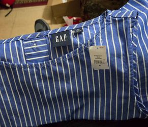 Womans Gap Boat Shirt Size M