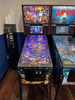 The Uncanny X-Men Pro Edition Pinball Machine By Stern