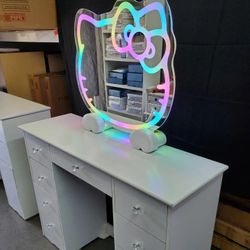 New RGB LED Bluetooth Speakers Mirror Special Hello Kitty Impressions Vanity Company