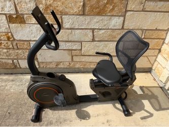 Recumbent exercise bike