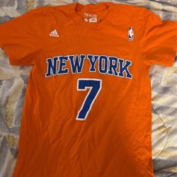 NY KNICKS CARMELO ANTHONY SMALL MEN SIZE T SHIRT