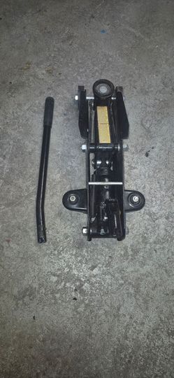 Black Hydraulic Floor Jack with Handle