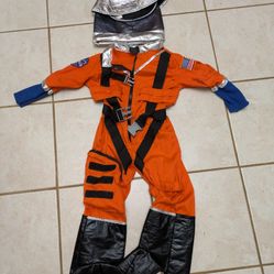 Kid's Astronaut Costume: In Time For Halloween!