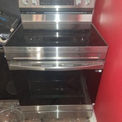 GE Electric Stove 