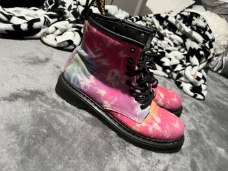 Dr. Martens tye-dye youth boots
