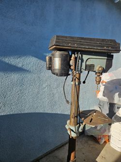 3/4  horse motor 110v.  Delta Drill prees h
