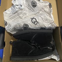 Ugg Nuemel
