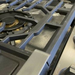 Samsung 30in / 36in Cooktops Gas Open Box up to 50% off MSRP