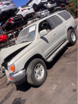 1998 Toyota 4Runner - PARTS ONLY