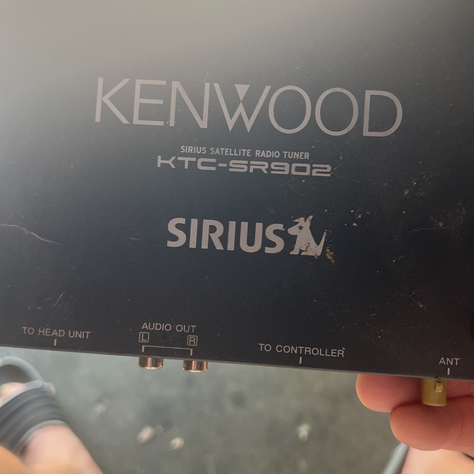 Le wood Serius Satellite Radio Tuner